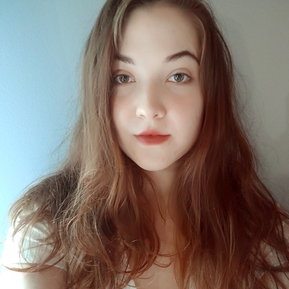 Meet your Posher, Marina